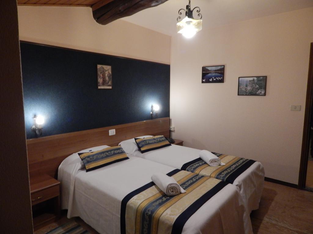 Albergo Altavilla Тирано Екстериор снимка